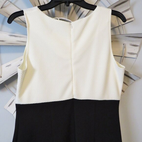 Beautiful 2 Pcs Danny & Nicoles Dress Black & Cream Dress w/ Lace Size 6‎ - Picture 15 of 16